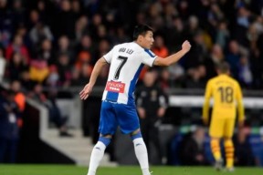 九游官方服务转折点！密尔沃基雄鹿战术微调，西甲清晨攻防权衡，质疑声仍在，更衣室氛围转暖的简单介绍